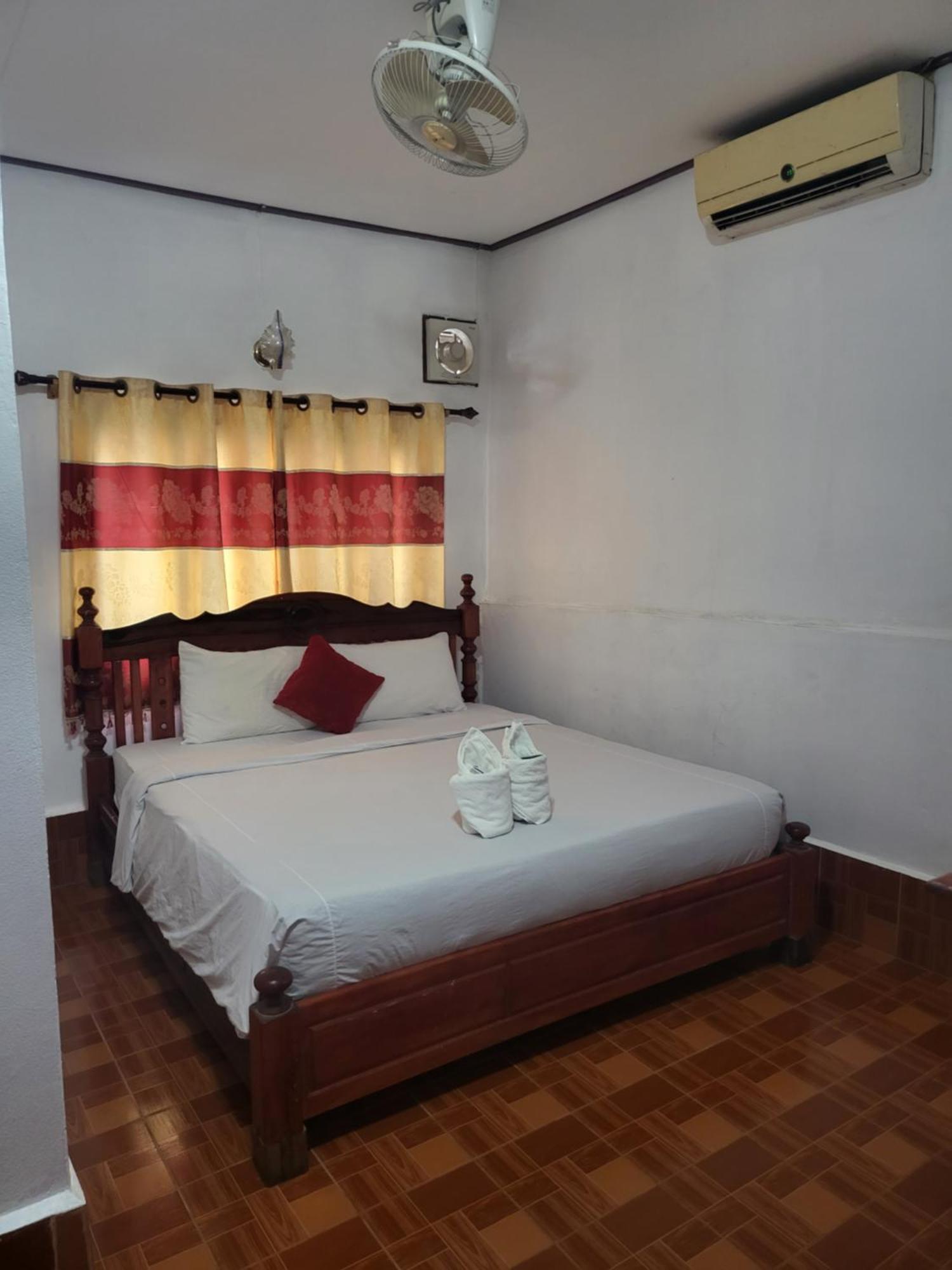 Vang Vieng Chanthala Hotel 1 Εξωτερικό φωτογραφία