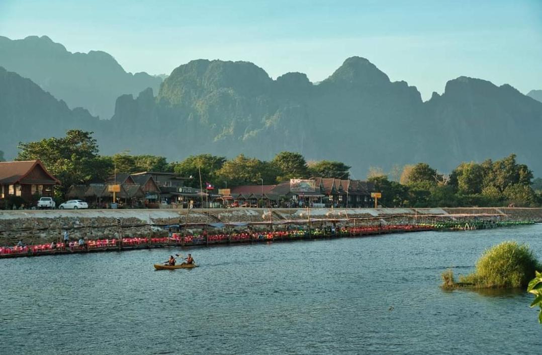 Vang Vieng Chanthala Hotel 1 Εξωτερικό φωτογραφία