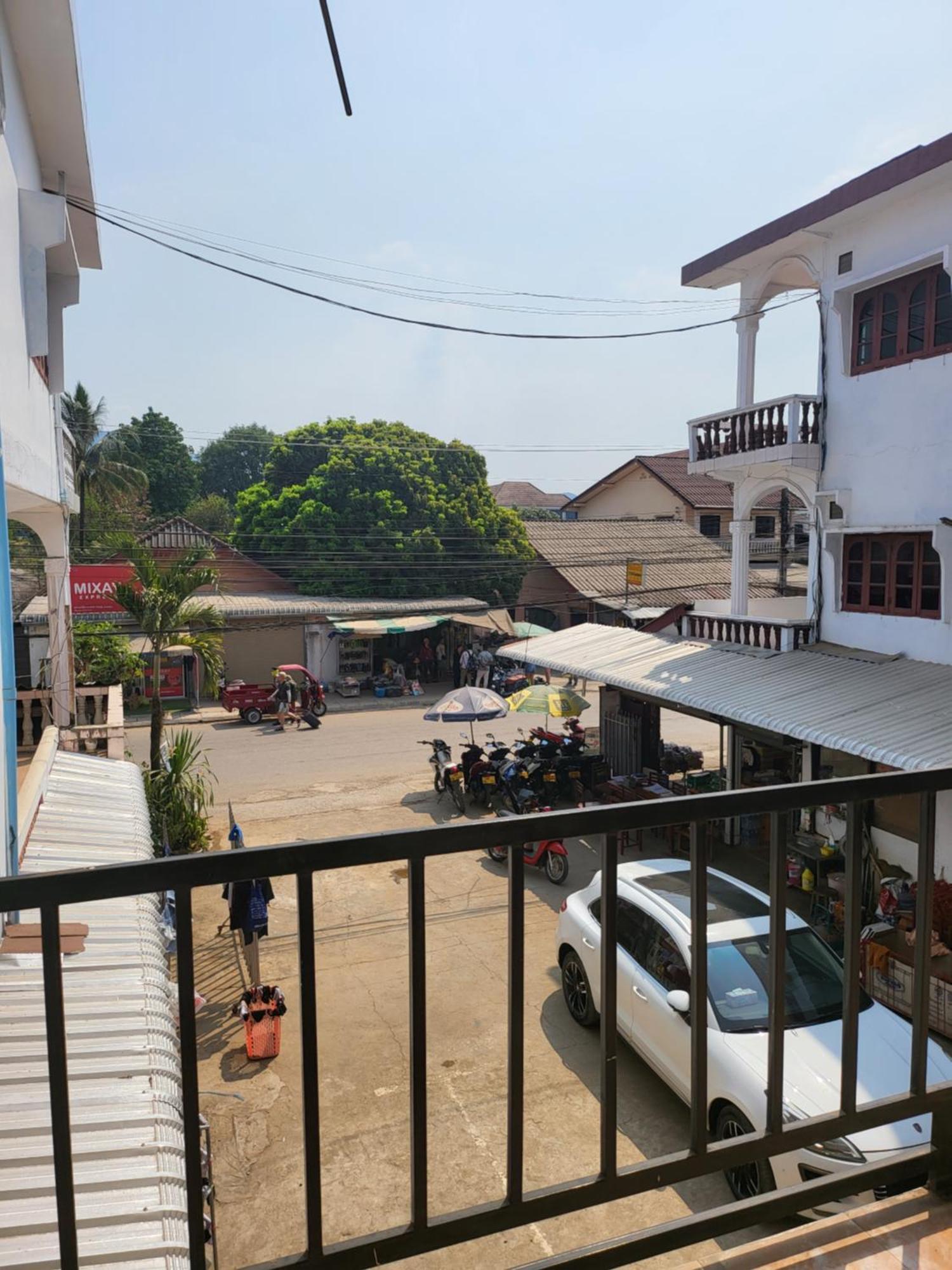 Vang Vieng Chanthala Hotel 1 Εξωτερικό φωτογραφία
